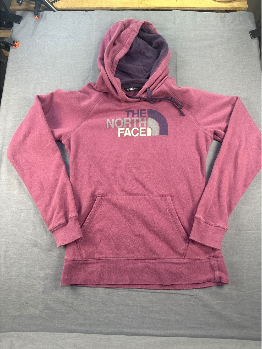 The North Face Women's Medium Purple Hoodie Sweatshirt Cotton Blend